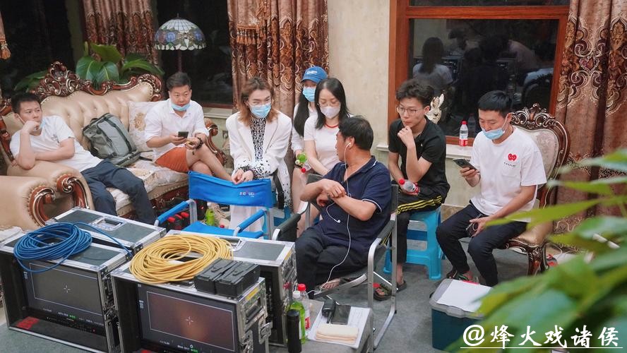 世界杯直播幕后：制作团队的工作日常